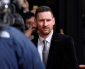 বার্সেলোনার ক্লাব কিনলেন লিওনেল মেসি