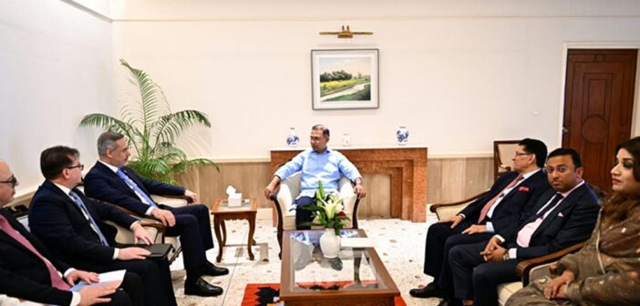 প্রধানমন্ত্রীর সঙ্গে তুরস্কের পররাষ্ট্রমন্ত্রীর সাক্ষাৎ