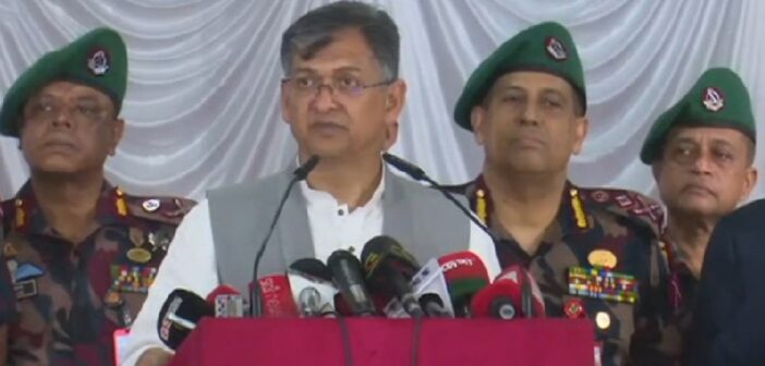 বিজিবিকে সীমান্তে সর্বোচ্চ সতর্কতা বজায় রাখতে নির্দেশ দিলেন স্বরাষ্ট্রমন্ত্রী