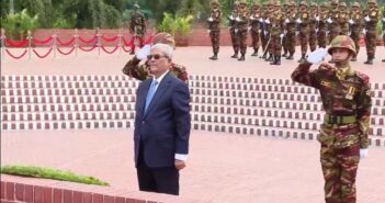 জাতীয় স্মৃতিসৌধে নবনির্বাচিত রাষ্ট্রপতির শ্রদ্ধা নিবেদন
