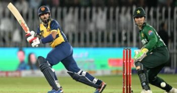 কুশাল মেন্ডিসের রেকর্ড গড়া ইনিংসে পাকিস্তানকে হারাল শ্রীলঙ্কা