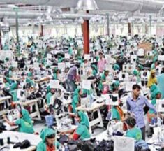 পূজায় চালু থাকবে তৈরি পোশাক কারখানা, ছুটি পাবেন সনাতন ধর্মাবলম্বীরা